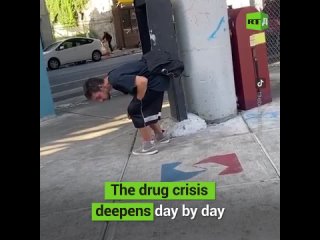 The drug crisis is deepening in Philadelphia, USA. More videos of unresponsive drug-addicts on the streets of the notorious stat