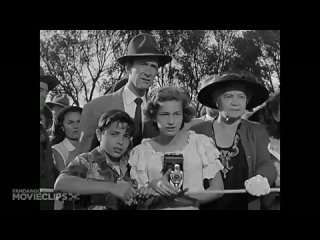 The Day the Earth Stood Still (2_5) Movie CLIP - Gort Appears (1951)