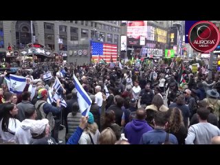 ⭕️ ПРОТЕСТЫ | В НЬЮ-ЙОРКЕ ПРОХОДЯТ МИТИНГИ

Митинги сторонников и противников Израиля проходят у здания, где расположено постоян