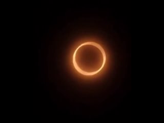 NASA показало кадры кольцеобразного солнечного затмения 14 октября