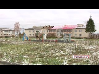 В поселке Дубки под Ярославлем начался капитальный ремонт крыши