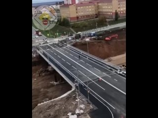 Автор: Сегодня в микрорайоне Южный завершили строительство путепровода по улице Зейнаб Бишевой, через строящийся спуск к Кузнецо