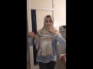 Hijabi Muslim Extremely Beautiful Paki Babe Showing her Cum Dripping Pussy