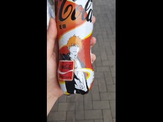 Интересная коллаборация Coca Cola с персонажем Ичиго из аниме.