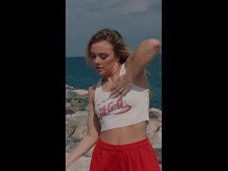 Sofya Plotnikova - can’t stop listening to this song🤤 u?