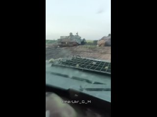 🇺🇦Выведенные из строя и брошенные после контрнаступа на Запорожском направлении три бронированные машины разминирования Leopard