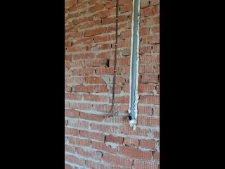 труба в стену под кабель