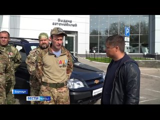 В зону СВО из Барнаула отправили ещё два новых проходимых автомобиля.