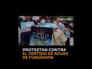 Protestas dentro y fuera de Japn contra el vertido de aguas radiactivas al mar