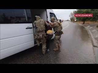 ФСБ опубликовала кадры задержания россиянина, передавшего ВСУ данные об оборонительных укреплениях Крыма