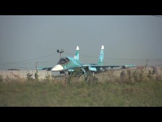 Кадры боевой работы экипажей самолетов Су-34 ВКС РФ.
