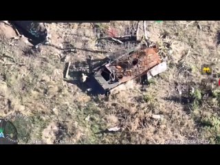 🇷🇺🇺🇦FPV-дроны влетают в украинские окопы, блиндажи и дома, где занимают позиции всушники