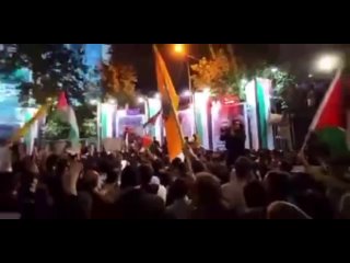 Тысячи жителей Ирана вышли на акции в поддержку жителей Сектора Газа.