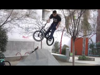 Santiago Laverde Resident - Kink BMX