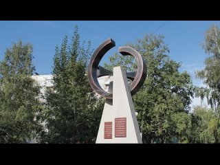 В Барнауле почтили память солдат и гражданских, отстоявших осаждённый Ленинград.