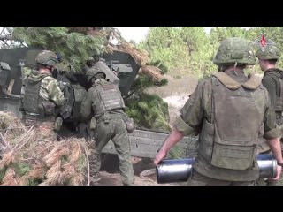 Кадры боевой работы артиллерийских расчетов «Мста-Б» группировки войск «Днепр»
