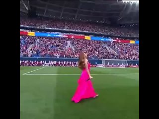 Зачем пургу писать, не в её честь стадион собрался - Тамара Тома