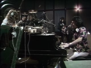 Queen - Somebody To Love (Version from the movie “Bohemian Rhapsody“)