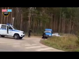 🇷🇺 Водитель протаранил полицейского на дороге во Владимирской области