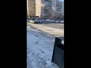 Водитель в Якутске решил поиграть в GTA в жизни

Лихач не выполнил требования сотрудников ДПС из-за чего началась погоня.