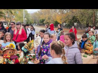 Видео от МАОУ СОШ №6 им. Д.С. Калинина г.-к. Анапа