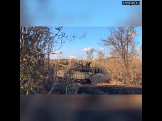 Танковые экипажи Т-90М «Прорыв», приданные подразделениям ВДВ, уничтожают противника в районе Клещее