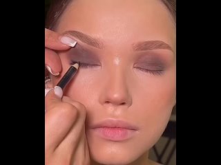 Классно очень 😍

Женский Макияж💄