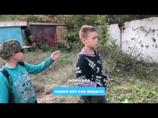 Маленькие дети попали под обстрел в Макеевке
