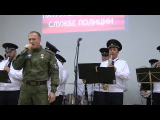 Отличившихся сотрудников патрульно-постовой службы полиции наградили в Луганской Народной Республике