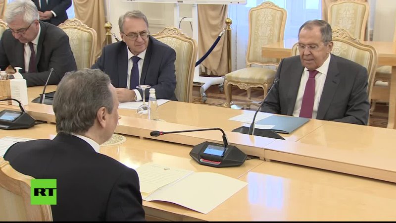 EN DIRECT : le ministre russe des Affaires étrangères rencontre son homologue