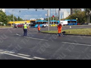 🍺На месте ДТП, где сегодня днём в рейсовый автобус влетела машина каршеринга, до сих пор работают следователи.