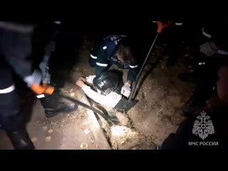 8-летний мальчик провалился в яму в Автозаводском районе.
