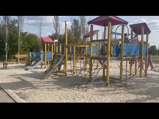 👩‍🔧 Якутия завершила строительство детской площадки в городе Кировское.