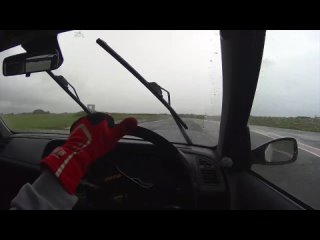 Тест Peugeot 306 GTi6 на мокрой трассе