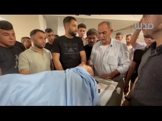 ➡️ Прощание с мучеником Махмудом Мухаммадом Сабааной из Кабатии, к югу от Дженина, в больнице Ибн Сина, убитым оккупационными пу