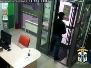 Серийного грабителя задержали после нападения на офис микрозаймов в Новосибирске