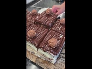 Торт «ФЕРРЕРО РОШЕ»🍫🎂 Рецепт ОГОНЬ🔥 Вкусняшка от которой ВСЕ в ВОСТОРГЕ 😃😍 Видео от Делай торты (рецепты м