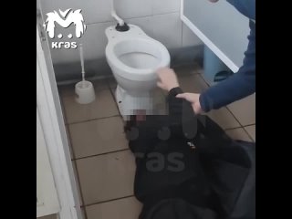 В Красноярске 6-класснику стало плохо после курения вейпа в школьном туалете