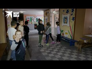 Народный фронт доставил новую обувь в Каменко-Днепровскую школу-интернат