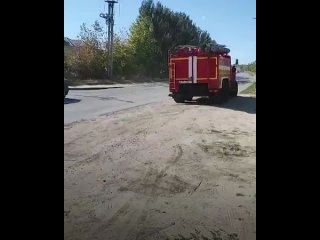 Армейский грузовик КАМАЗ попал в аварию на юге Волгограда.