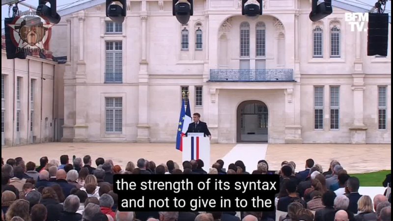 Macron sen prend à la langue