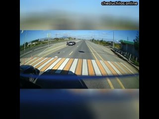 В Дагестане произошло страшное ДТП.  Штриху за рулём было вообще глубоко похую на пешеходный переход