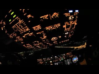 Боинг 737NG ночная посадка во Внуково.mp4