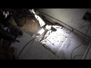 🇮🇱🇵🇸 Los payasos militares de las FDI mostraron “túneles de Hamás“ debajo del hospital Al Shifa en Gaza