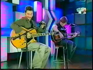 ПОЛЮСА - поэзия (live at ’’тотальное show’’, mtv, 2004)