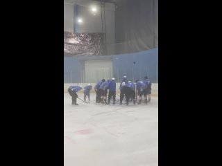 Видео от Хоккейная команда «ВОЕНМЕХ - Волонтёрская Рота»
