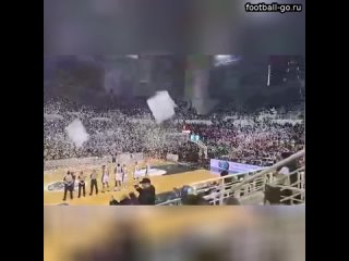 Атмосфера на баскетбольном дерби Салоников ПАОК - Арис
