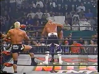 WCW Nitro: Scott Steiner, Hulk Hogan, Kevin Nash Vs. Ric Flair, Chris Benoit, Steve McMichael (25 Января 1999)