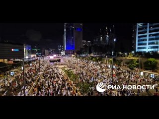 Почти 120 тысяч человек пришли в центр Тель-Авива на митинг против судебной реформы правительства Нетаньяху