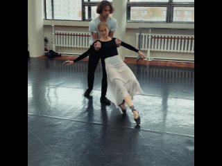 Евгений Жуков и Анастасия Лебедик.  Репетиция балета «Крик».